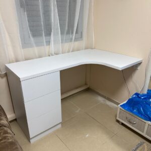 שולחן משרדי - מידה 150×94 + מגירות